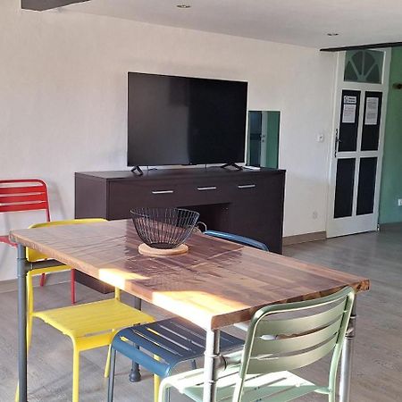 Loft En Duplex Au Mas De La Restanque Lägenhet Monteux Exteriör bild