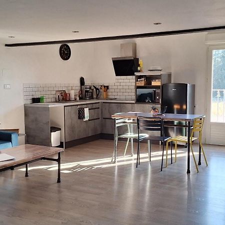 Loft En Duplex Au Mas De La Restanque Lägenhet Monteux Exteriör bild